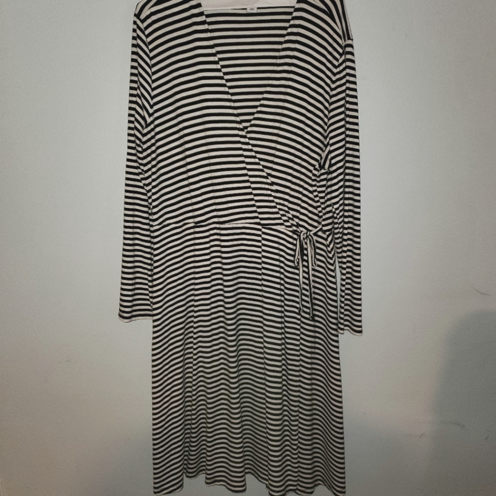 Old Navy Black White Striped Long Sleeve Fit & Flare Faux Wrap Dress Surplus